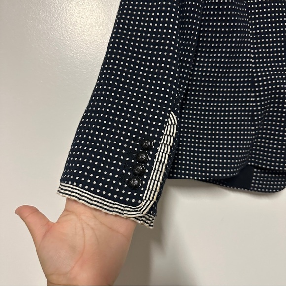 Ann Taylor Geo Check Pattern Ruffle Cuffed One Button Size 6 - Picture 7 of 9